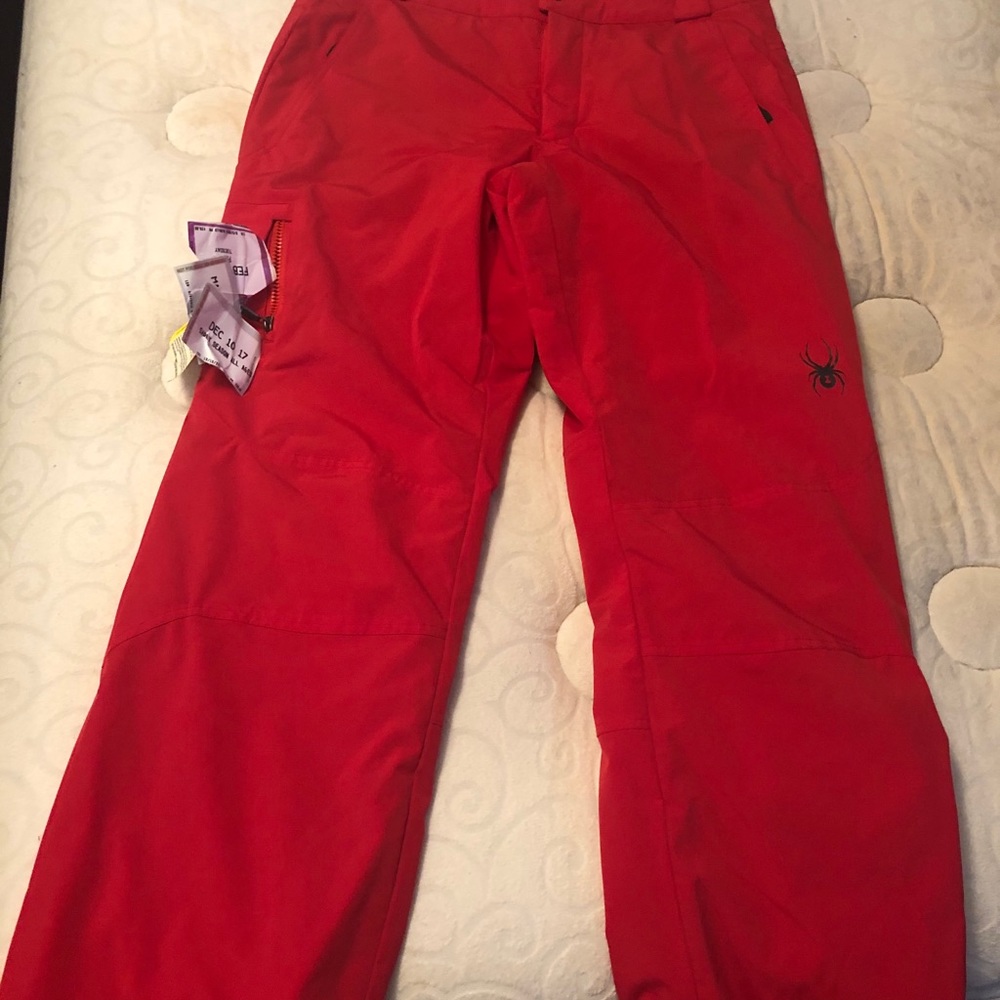 Red spyder women’s medium snowboarding pants.